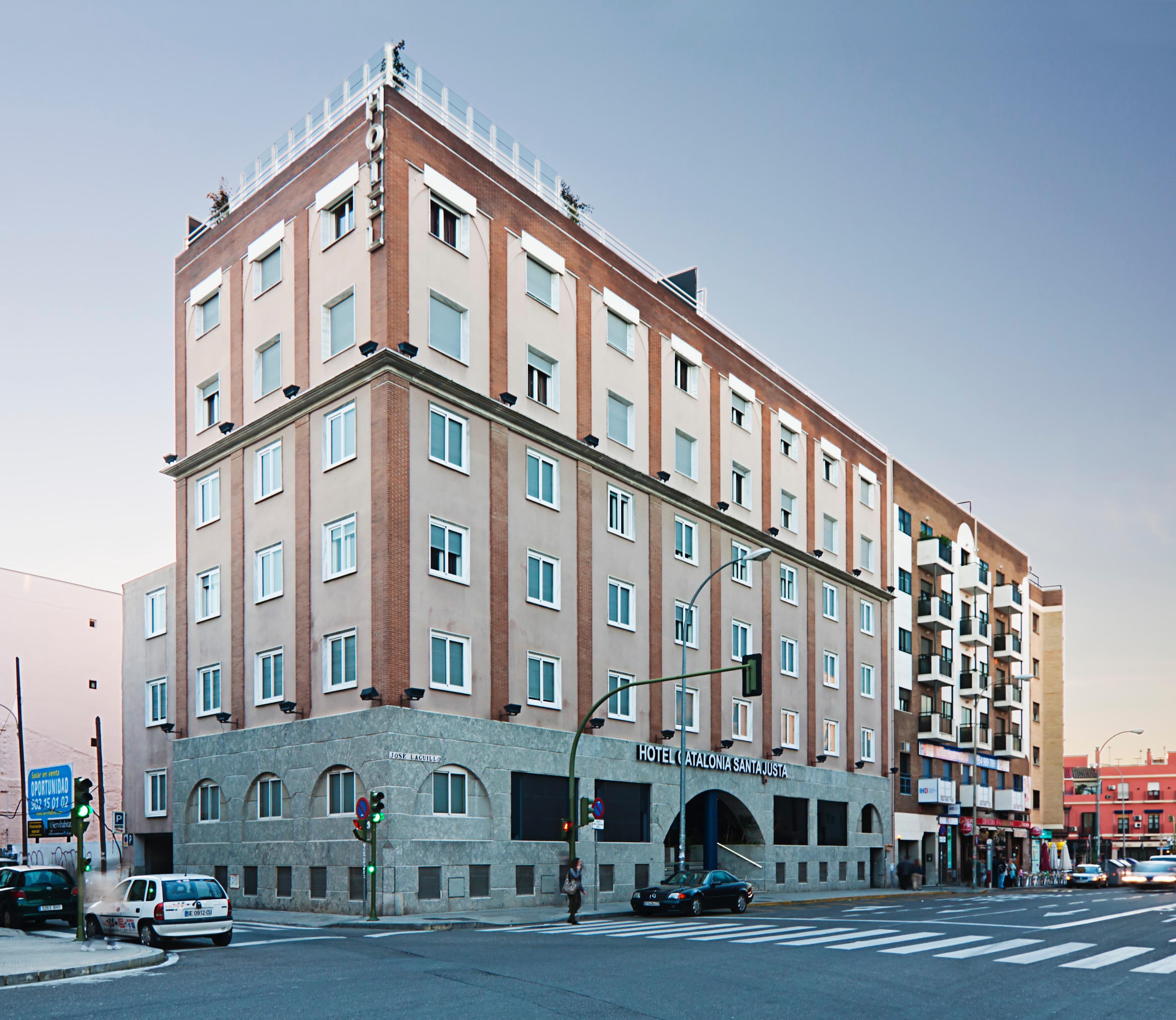Catalonia Santa Justa Hotel 4*